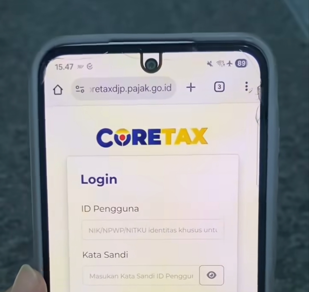 Ilustrasi pengguna login untuk melakukan membuat registrasi membuat NPWP online