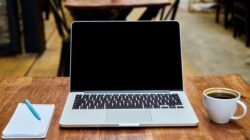 cara memilih laptop