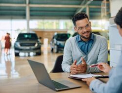 Harga Mobil Bekas Makin Menarik, Kapan Waktu yang Tepat Membeli?