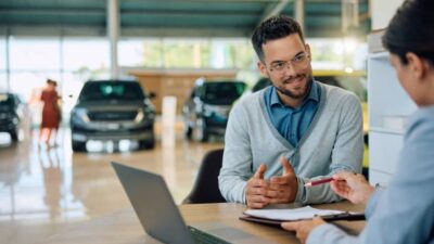 Harga Mobil Bekas Makin Menarik, Kapan Waktu yang Tepat Membeli?