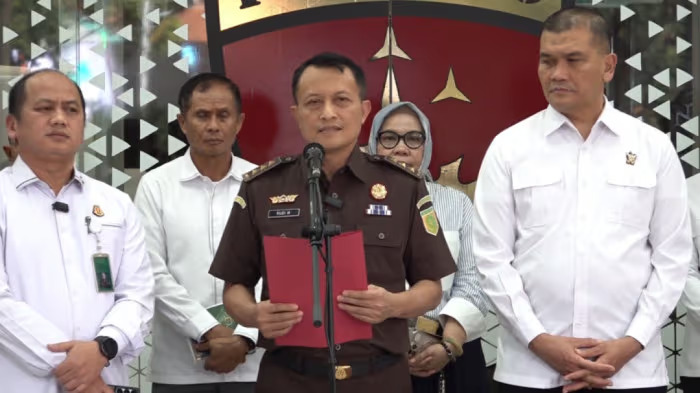Kejaksaan Agung menyatakan dugaan pemerasan menjadi tindak pidana asal dalam perkara dugaan TPPU yang melibatkan tiga tersangka.